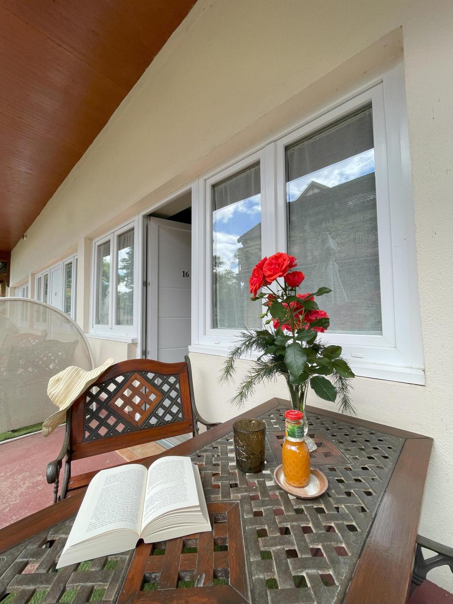 The Originals Boutique, Hotel Clos Sainte Marie, Nevers Luaran gambar
