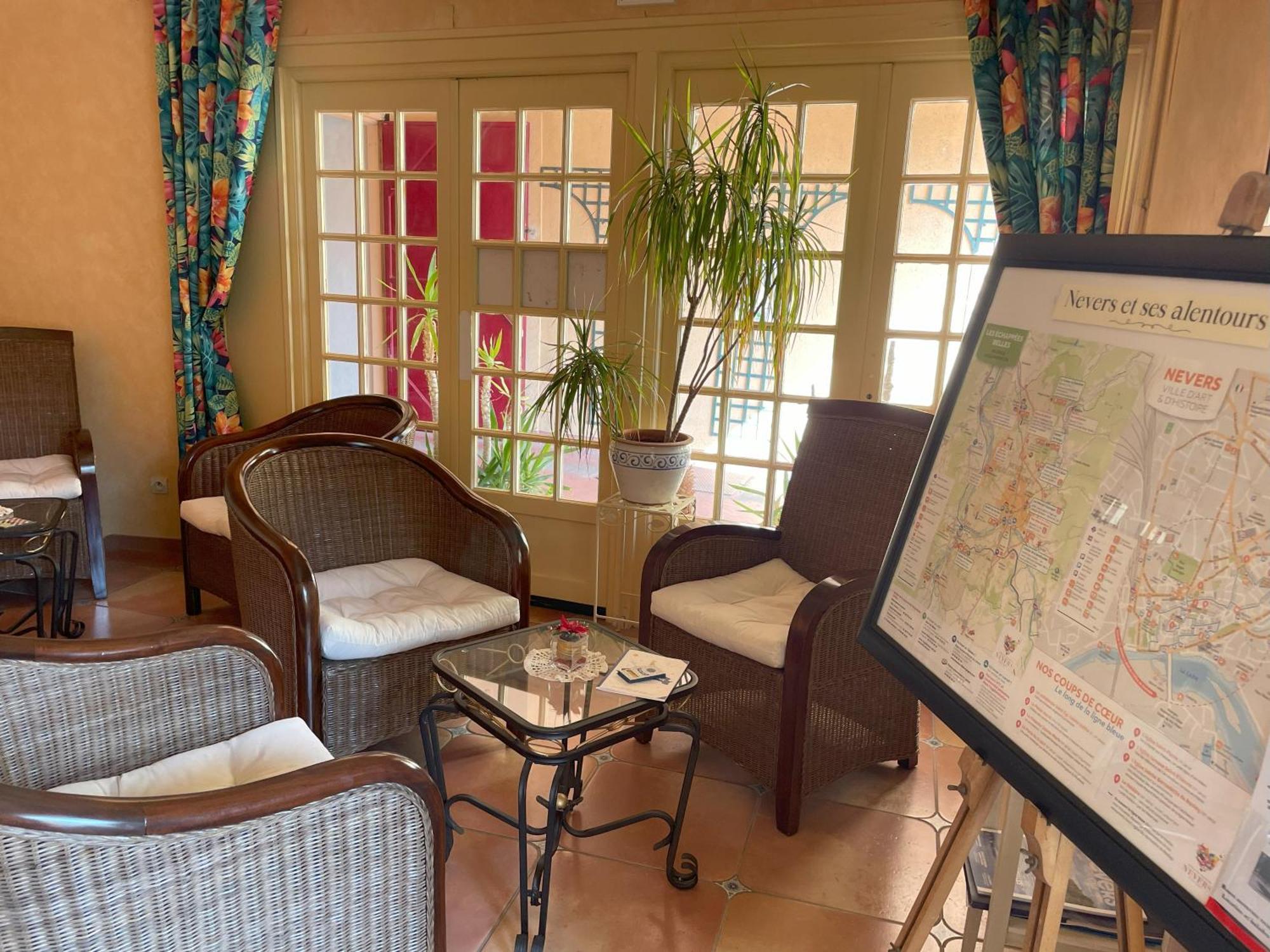 The Originals Boutique, Hotel Clos Sainte Marie, Nevers Luaran gambar